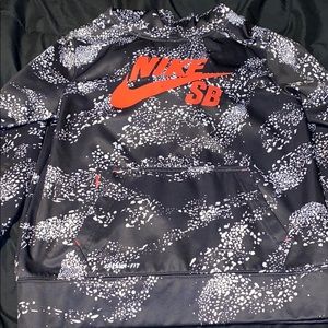 Kids Nike Hoodie Large BUNDLE N SAVE